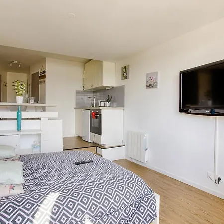 Deauville-port - Escapade Deauvillaise Dans Un