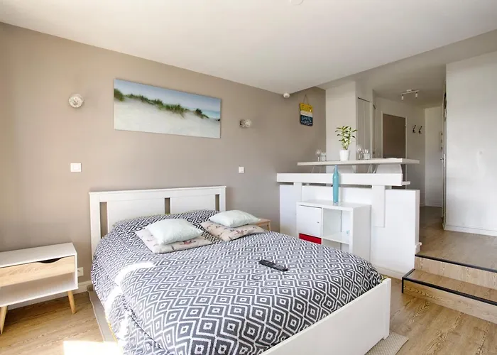 Deauville-port - Escapade Deauvillaise Dans Un *